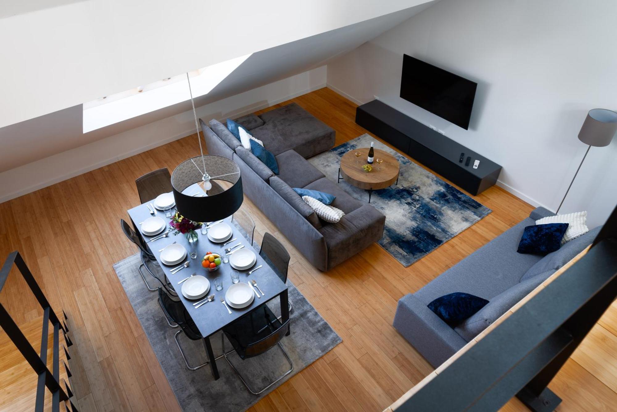 Two-Level Apart With A Terrace Near The Vltava River ปราก ภายนอก รูปภาพ